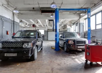 Техцентр Ленд Ровер Коломенская Land Rover & Jaguar Фото 2